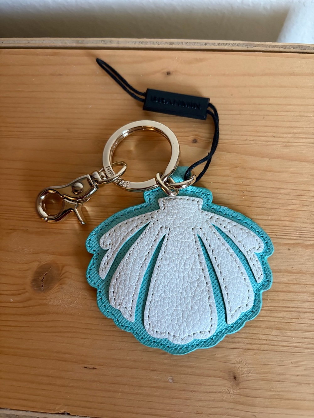 NWOT RARE Brahmin Nautical Sea Shell Leather Keychain Charm in White/Turquois